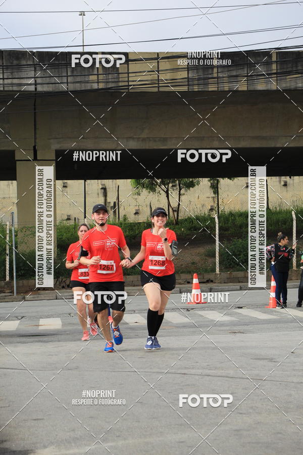 Buy your photos of the eventSantander Track & Field Run Series - Shopping Tambor on Fotop
