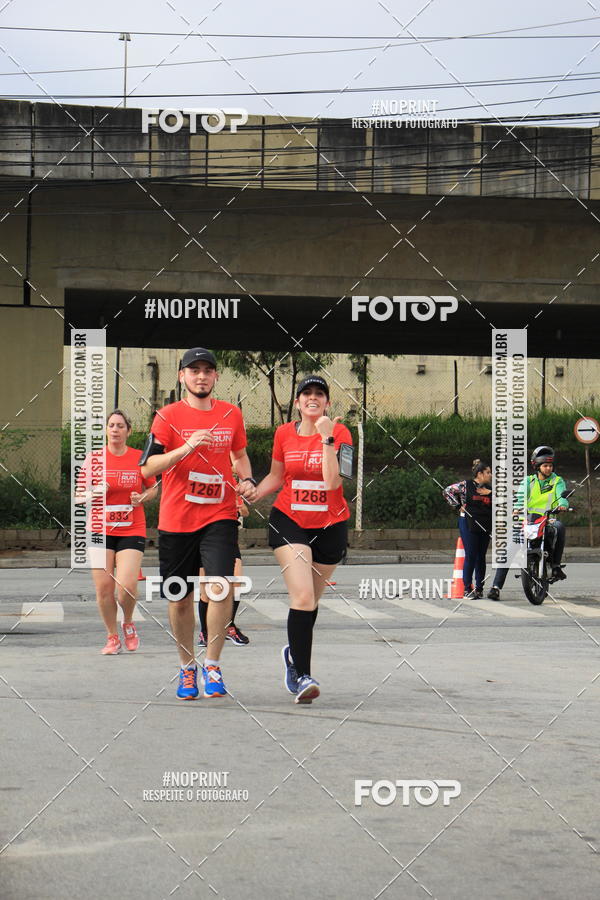 Buy your photos of the eventSantander Track & Field Run Series - Shopping Tambor on Fotop