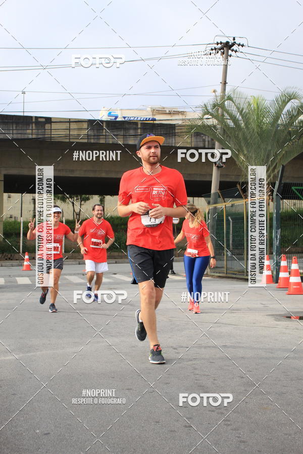 Buy your photos of the eventSantander Track & Field Run Series - Shopping Tambor on Fotop