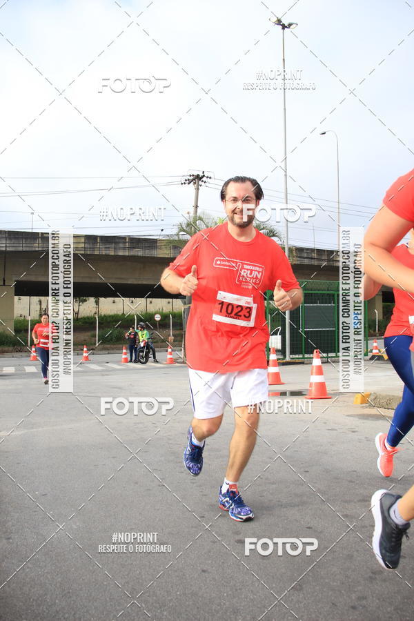 Buy your photos of the eventSantander Track & Field Run Series - Shopping Tambor on Fotop