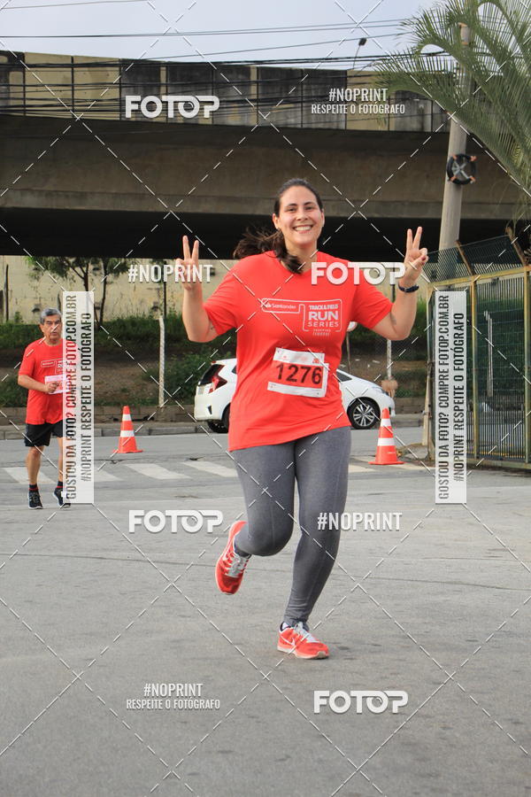 Buy your photos of the eventSantander Track & Field Run Series - Shopping Tambor on Fotop