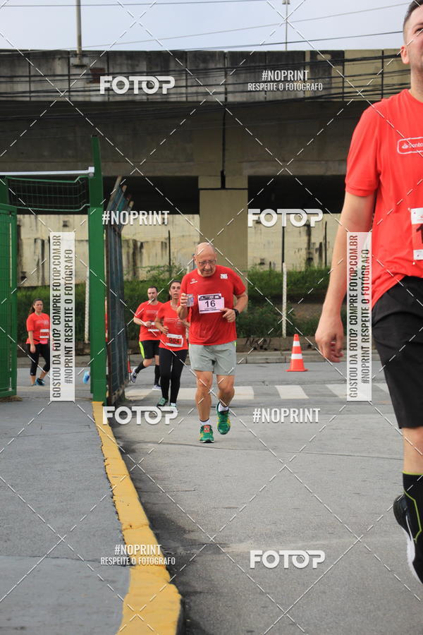 Buy your photos of the eventSantander Track & Field Run Series - Shopping Tambor on Fotop