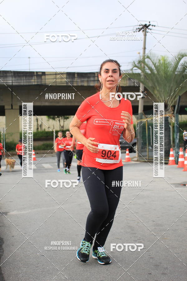 Buy your photos of the eventSantander Track & Field Run Series - Shopping Tambor on Fotop