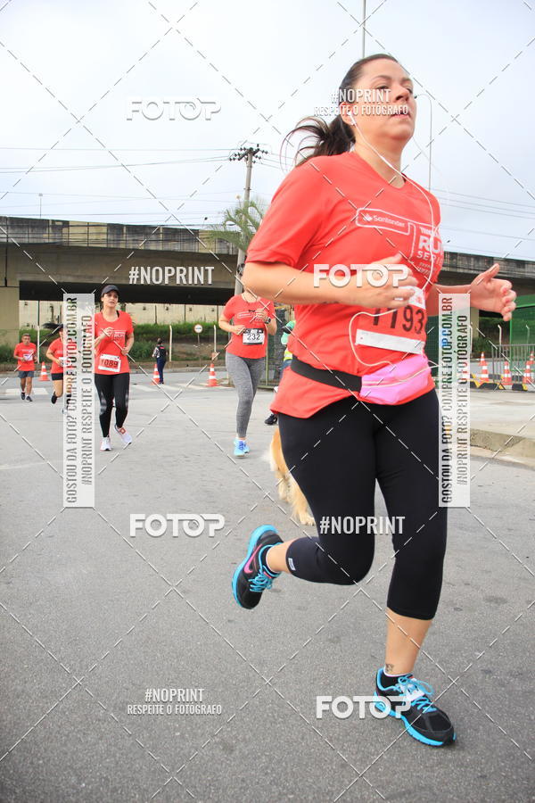Buy your photos of the eventSantander Track & Field Run Series - Shopping Tambor on Fotop
