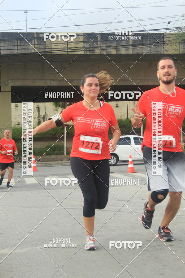 Buy your photos of the eventSantander Track & Field Run Series - Shopping Tambor on Fotop