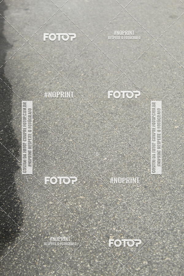 Buy your photos of the eventSantander Track & Field Run Series - Shopping Tambor on Fotop