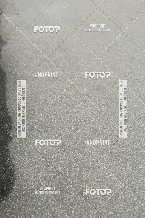 Buy your photos of the eventSantander Track & Field Run Series - Shopping Tambor on Fotop