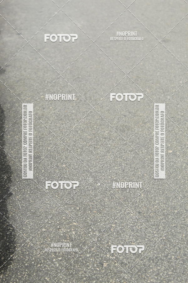 Buy your photos of the eventSantander Track & Field Run Series - Shopping Tambor on Fotop