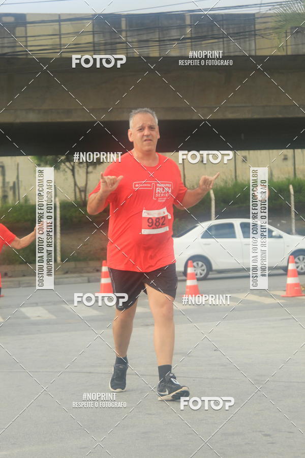 Buy your photos of the eventSantander Track & Field Run Series - Shopping Tambor on Fotop