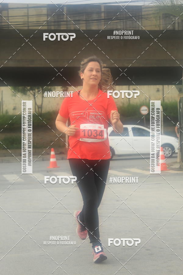 Buy your photos of the eventSantander Track & Field Run Series - Shopping Tambor on Fotop