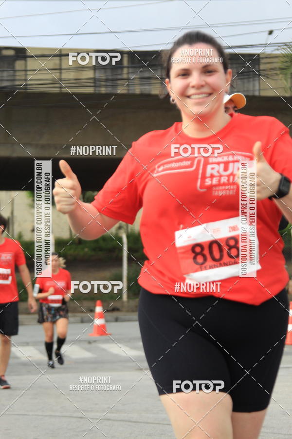 Buy your photos of the eventSantander Track & Field Run Series - Shopping Tambor on Fotop