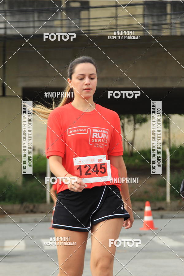 Buy your photos of the eventSantander Track & Field Run Series - Shopping Tambor on Fotop