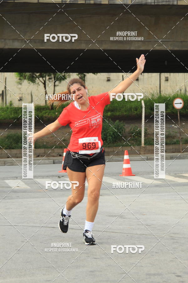 Buy your photos of the eventSantander Track & Field Run Series - Shopping Tambor on Fotop