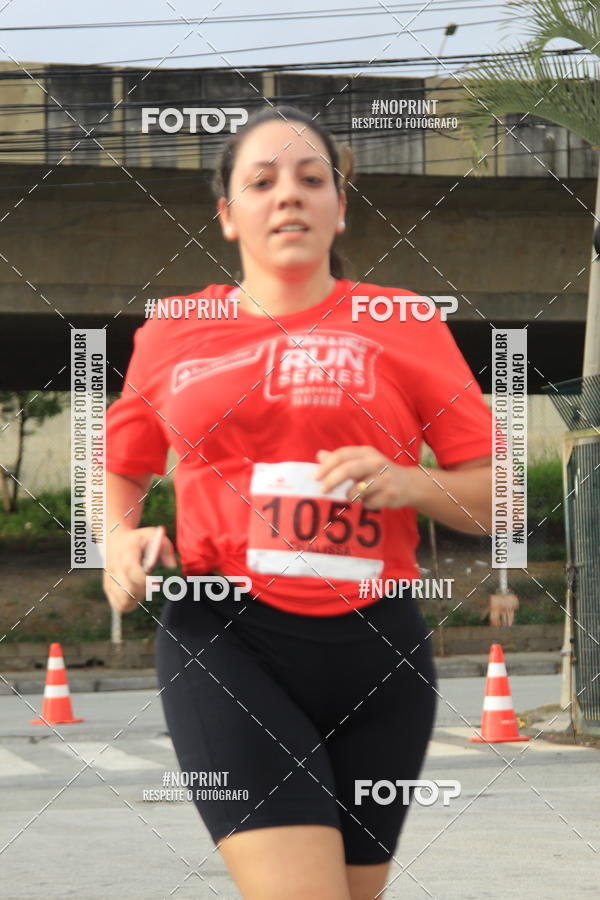 Buy your photos of the eventSantander Track & Field Run Series - Shopping Tambor on Fotop