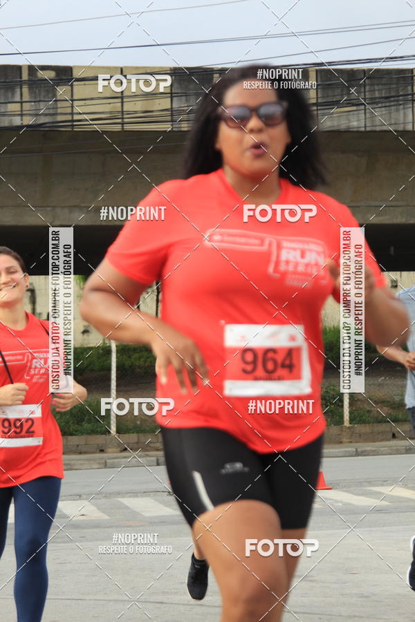 Buy your photos of the eventSantander Track & Field Run Series - Shopping Tambor on Fotop