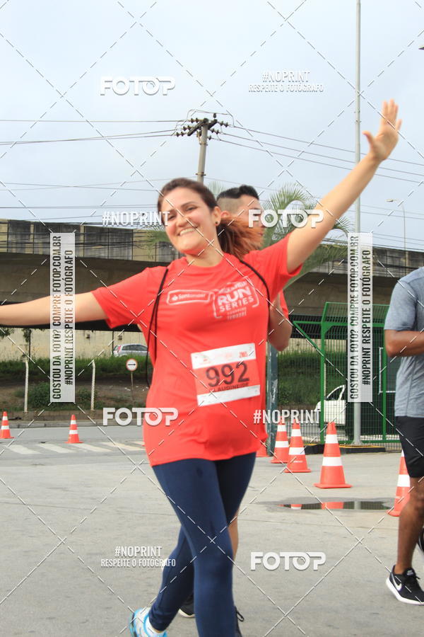 Buy your photos of the eventSantander Track & Field Run Series - Shopping Tambor on Fotop