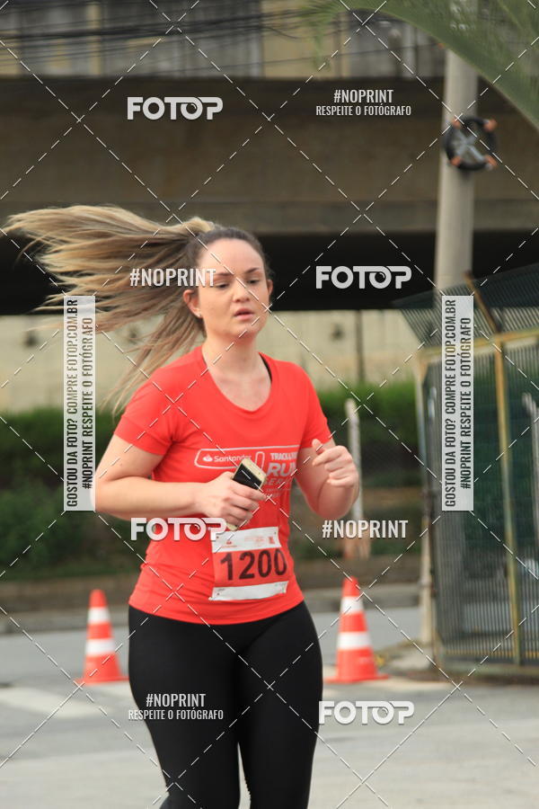 Buy your photos of the eventSantander Track & Field Run Series - Shopping Tambor on Fotop