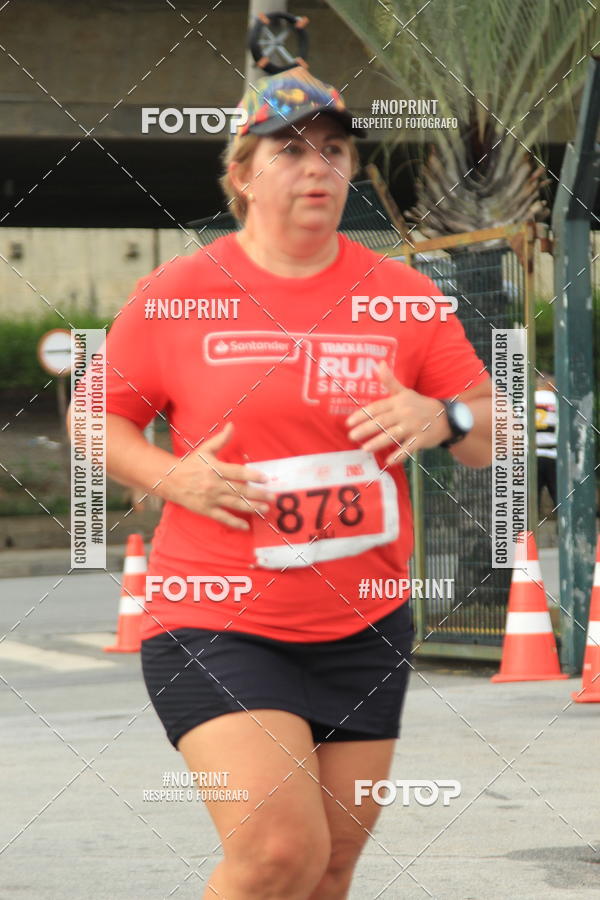 Buy your photos of the eventSantander Track & Field Run Series - Shopping Tambor on Fotop