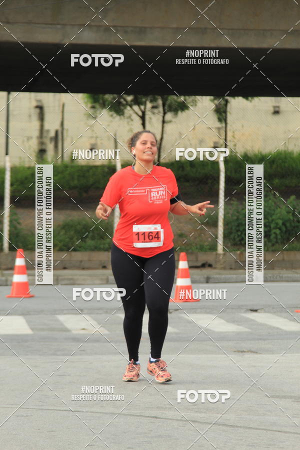 Buy your photos of the eventSantander Track & Field Run Series - Shopping Tambor on Fotop