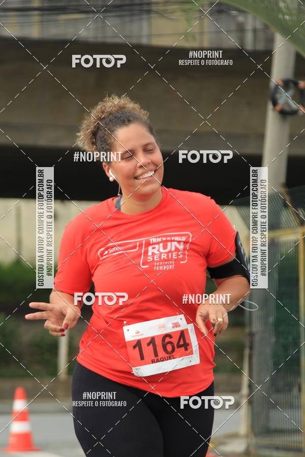 Buy your photos of the eventSantander Track & Field Run Series - Shopping Tambor on Fotop