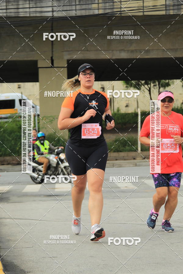 Buy your photos of the eventSantander Track & Field Run Series - Shopping Tambor on Fotop