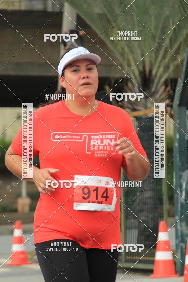 Buy your photos of the eventSantander Track & Field Run Series - Shopping Tambor on Fotop