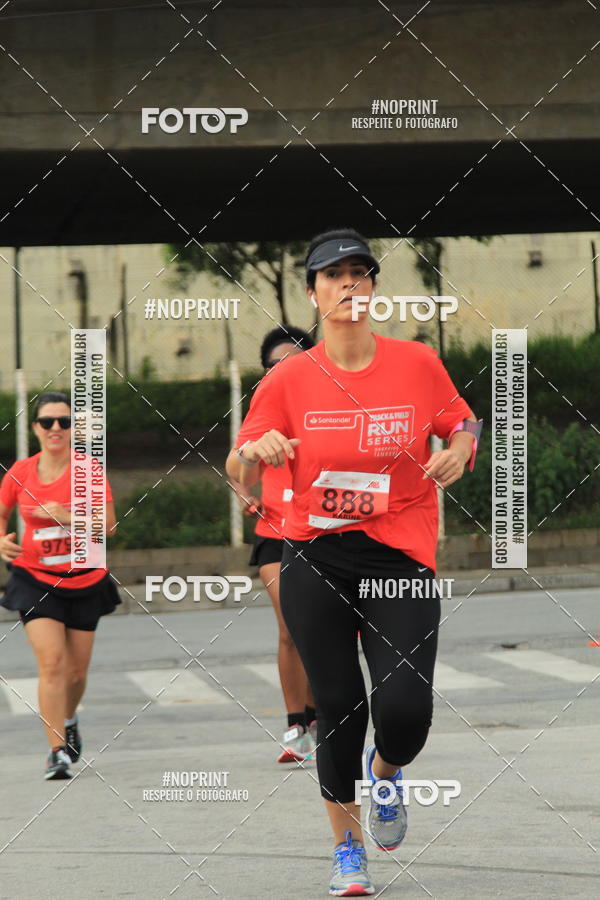 Buy your photos of the eventSantander Track & Field Run Series - Shopping Tambor on Fotop