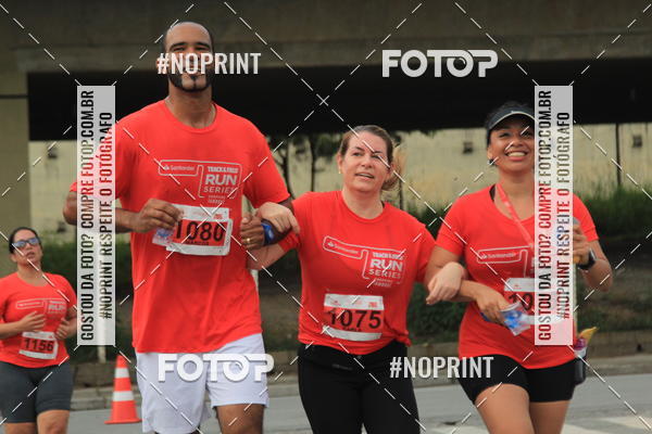 Buy your photos of the eventSantander Track & Field Run Series - Shopping Tambor on Fotop