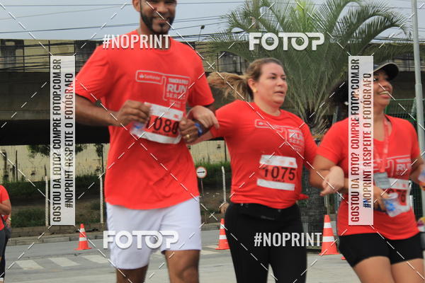 Buy your photos of the eventSantander Track & Field Run Series - Shopping Tambor on Fotop