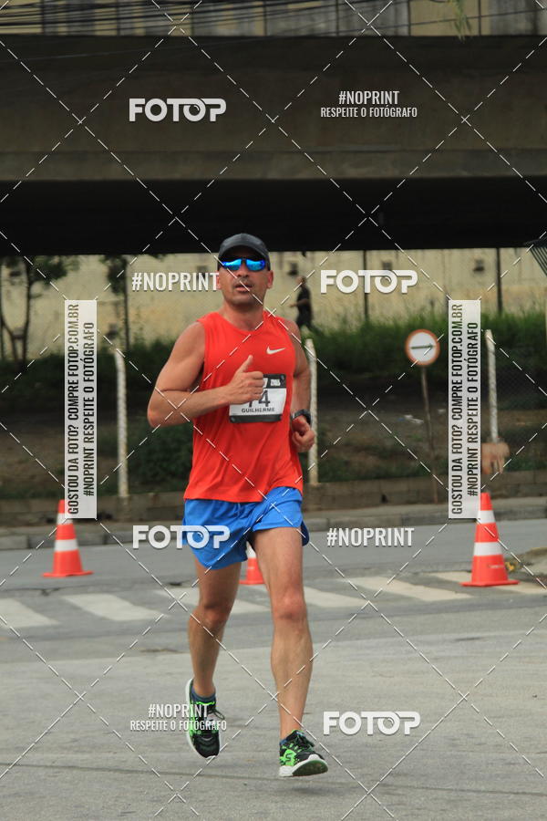 Buy your photos of the eventSantander Track & Field Run Series - Shopping Tambor on Fotop