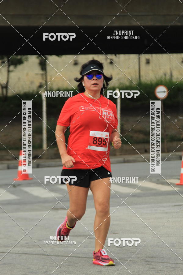 Buy your photos of the eventSantander Track & Field Run Series - Shopping Tambor on Fotop