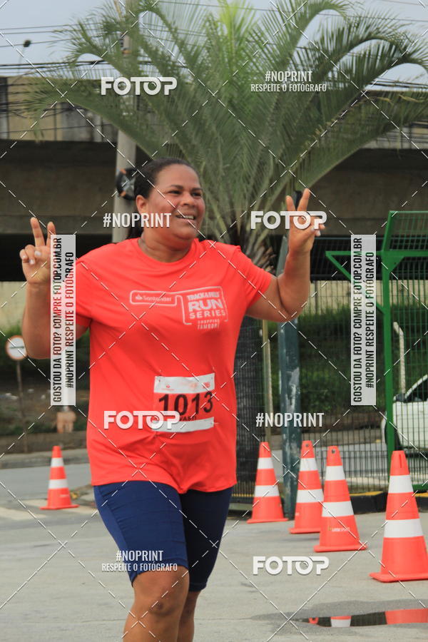 Buy your photos of the eventSantander Track & Field Run Series - Shopping Tambor on Fotop