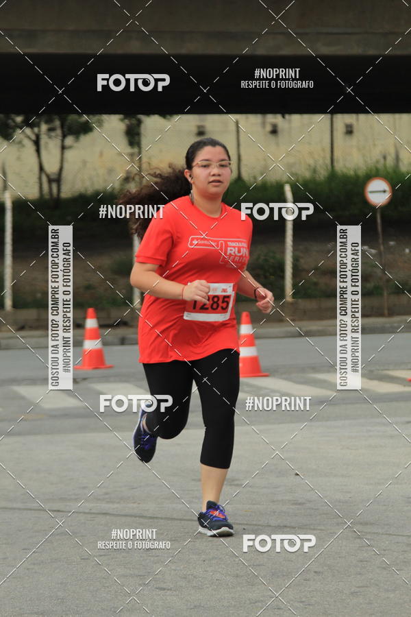 Buy your photos of the eventSantander Track & Field Run Series - Shopping Tambor on Fotop