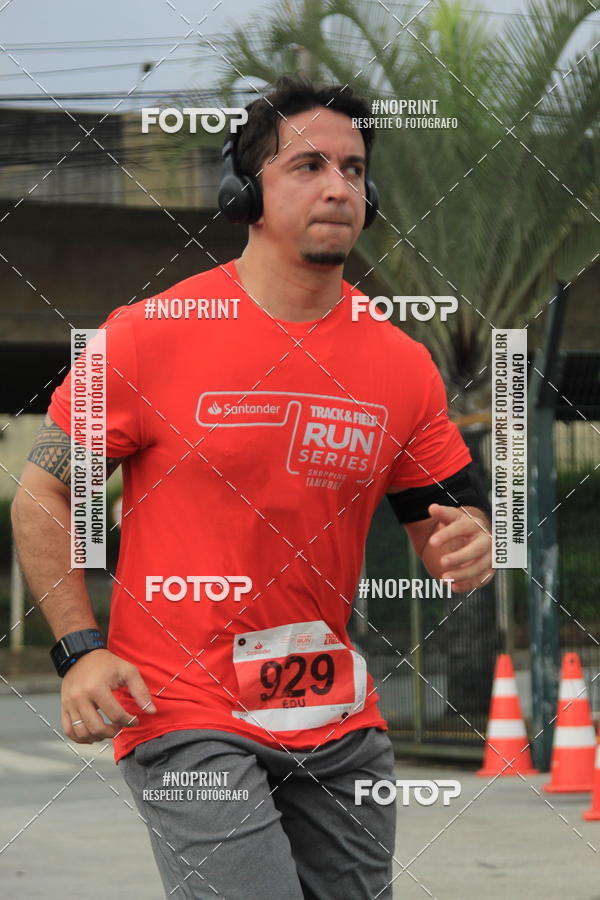Buy your photos of the eventSantander Track & Field Run Series - Shopping Tambor on Fotop