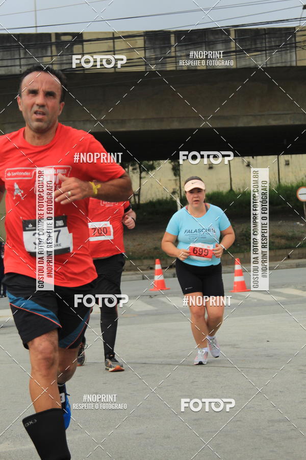 Buy your photos of the eventSantander Track & Field Run Series - Shopping Tambor on Fotop