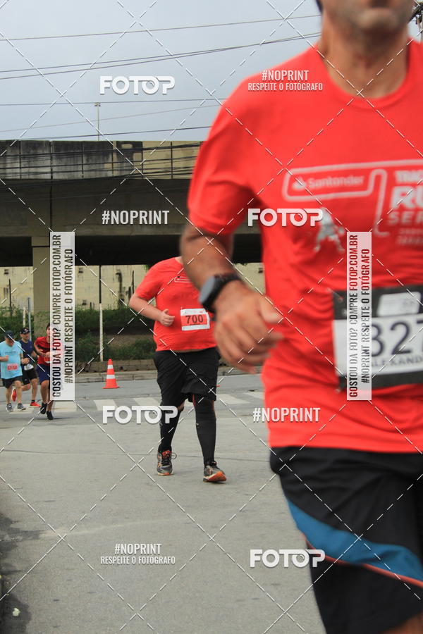 Buy your photos of the eventSantander Track & Field Run Series - Shopping Tambor on Fotop
