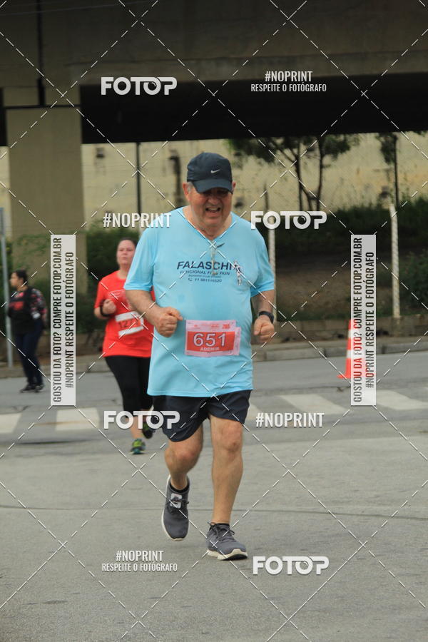 Buy your photos of the eventSantander Track & Field Run Series - Shopping Tambor on Fotop