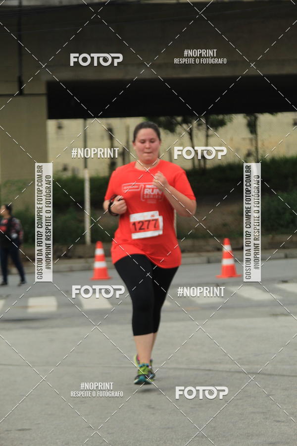 Buy your photos of the eventSantander Track & Field Run Series - Shopping Tambor on Fotop