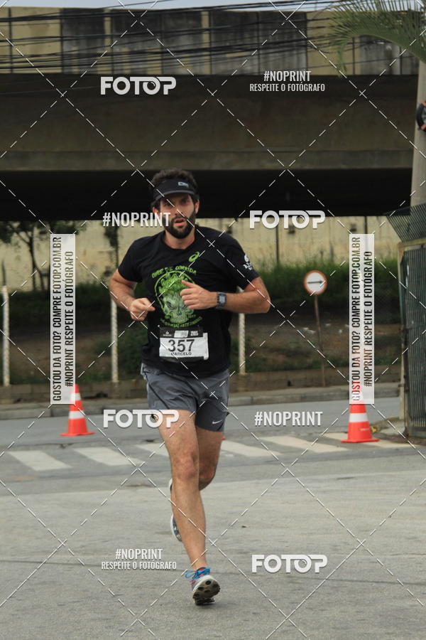Buy your photos of the eventSantander Track & Field Run Series - Shopping Tambor on Fotop