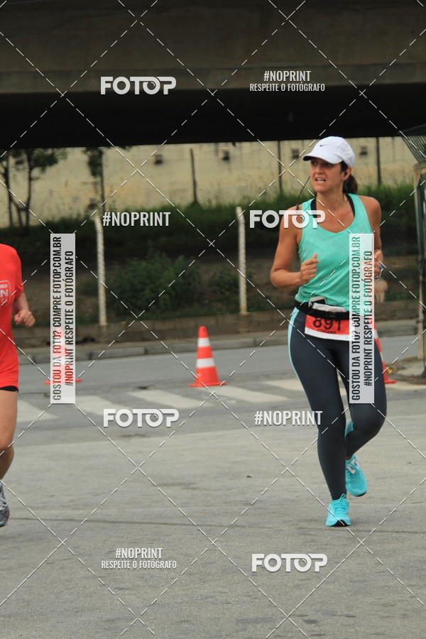 Buy your photos of the eventSantander Track & Field Run Series - Shopping Tambor on Fotop