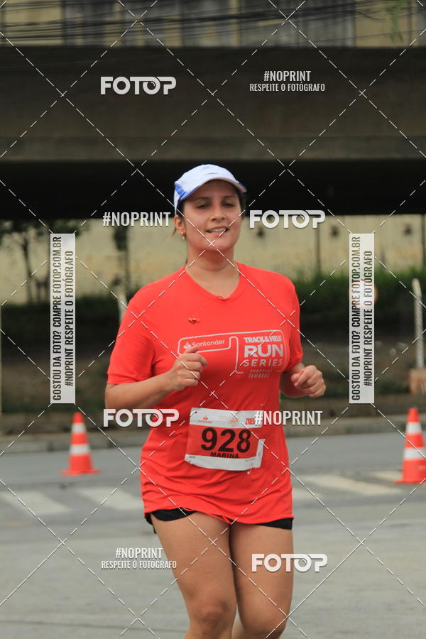 Buy your photos of the eventSantander Track & Field Run Series - Shopping Tambor on Fotop