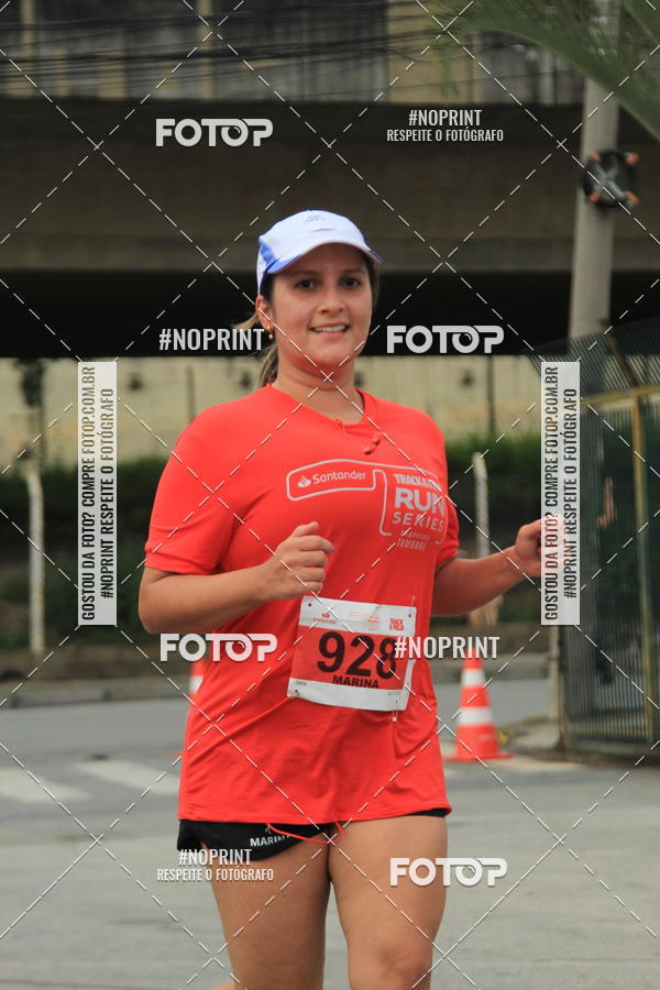 Buy your photos of the eventSantander Track & Field Run Series - Shopping Tambor on Fotop