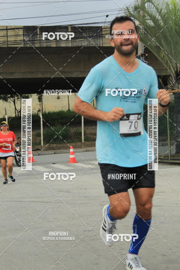 Buy your photos of the eventSantander Track & Field Run Series - Shopping Tambor on Fotop