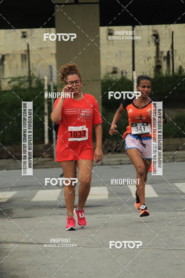 Buy your photos of the eventSantander Track & Field Run Series - Shopping Tambor on Fotop