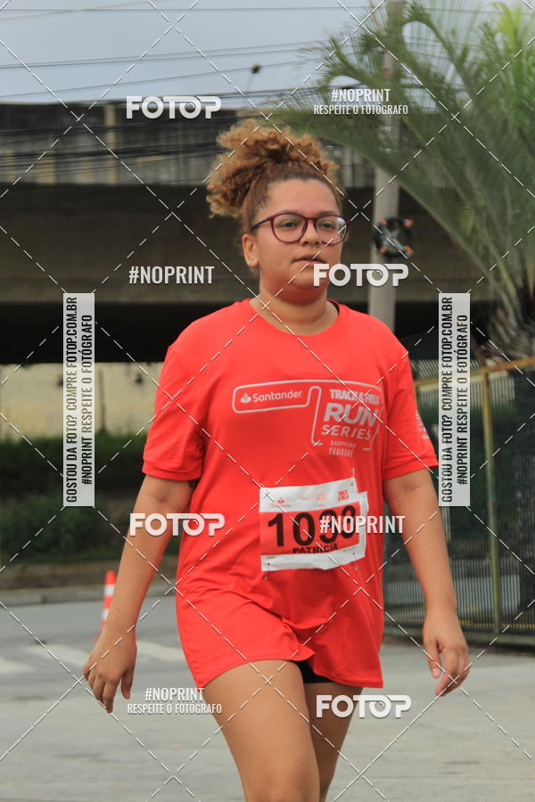 Buy your photos of the eventSantander Track & Field Run Series - Shopping Tambor on Fotop