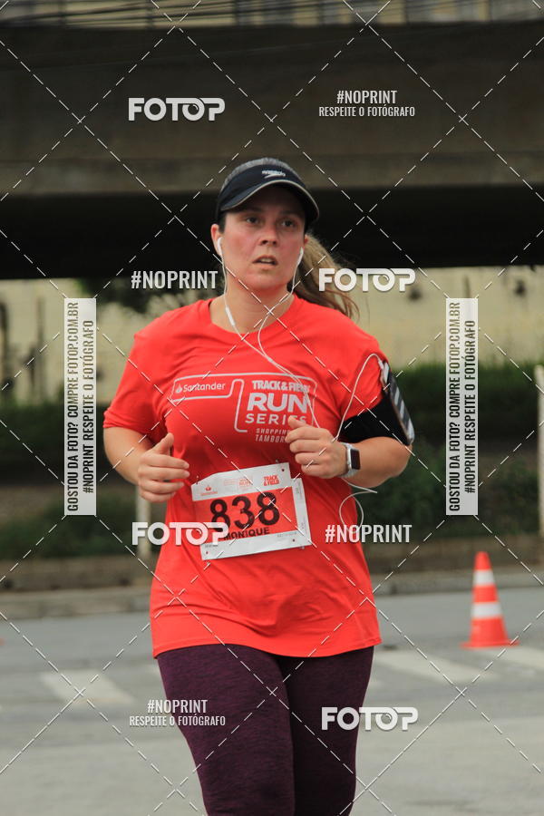 Buy your photos of the eventSantander Track & Field Run Series - Shopping Tambor on Fotop