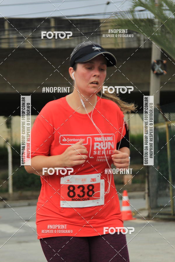 Buy your photos of the eventSantander Track & Field Run Series - Shopping Tambor on Fotop