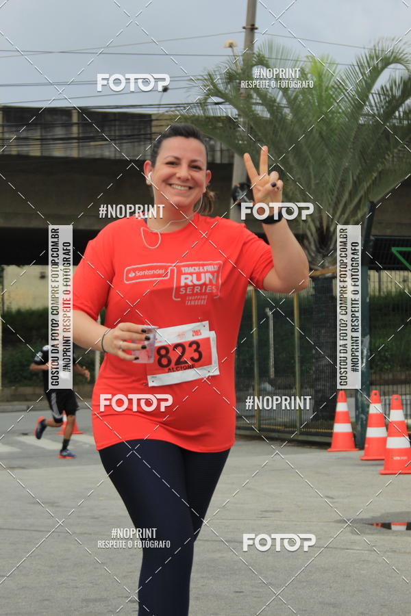 Buy your photos of the eventSantander Track & Field Run Series - Shopping Tambor on Fotop