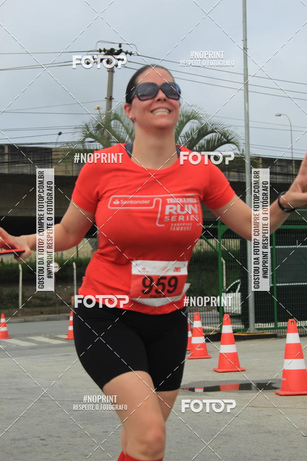 Buy your photos of the eventSantander Track & Field Run Series - Shopping Tambor on Fotop