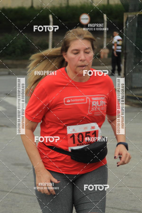 Buy your photos of the eventSantander Track & Field Run Series - Shopping Tambor on Fotop